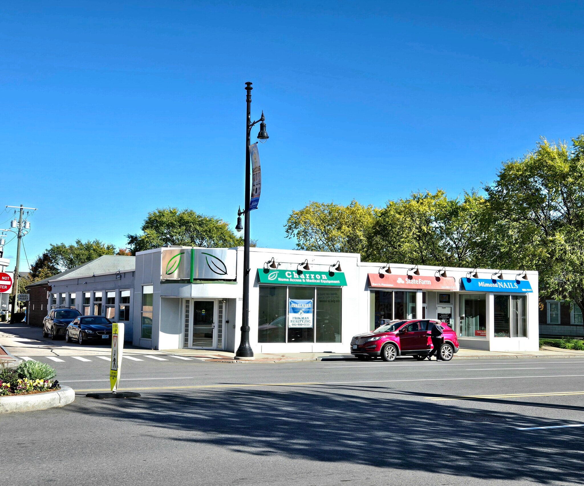222 Main St, Nashua, NH à louer Photo de l’immeuble– Image 1 sur 13
