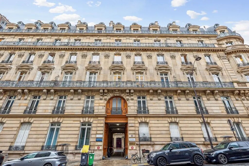 43-45 Rue De Courcelles, Paris à vendre Photo de l’immeuble– Image 1 sur 1