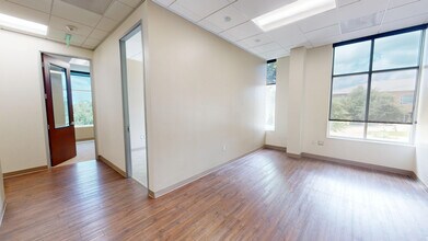 5920 William Cannon Dr, Austin, TX à louer Photo intérieure– Image 1 sur 6