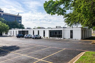 Plus de détails pour 13610 Midway Rd, Farmers Branch, TX - Bureau à louer