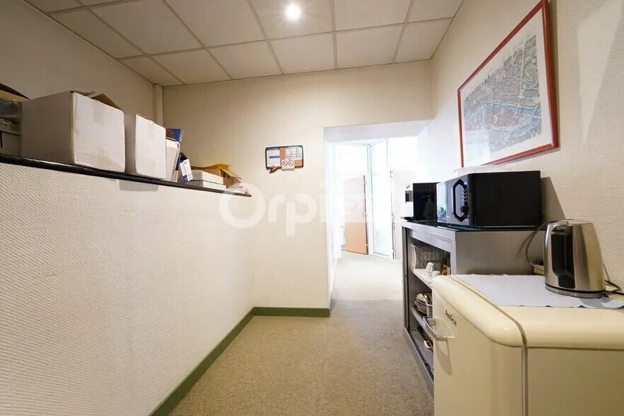 Bureau dans Caluire-et-Cuire à vendre - Photo de l’immeuble – Image 3 sur 12