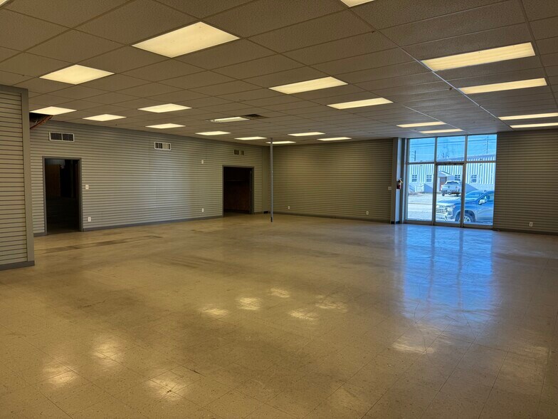 190 Lower Bay St, Macon-Bibb, GA à louer - Photo de l’immeuble – Image 2 sur 8