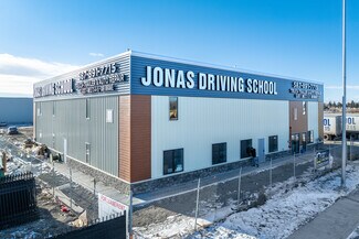 Plus de détails pour 5235 28 Av SE, Calgary, AB - Bureau, Industriel/Logistique à louer