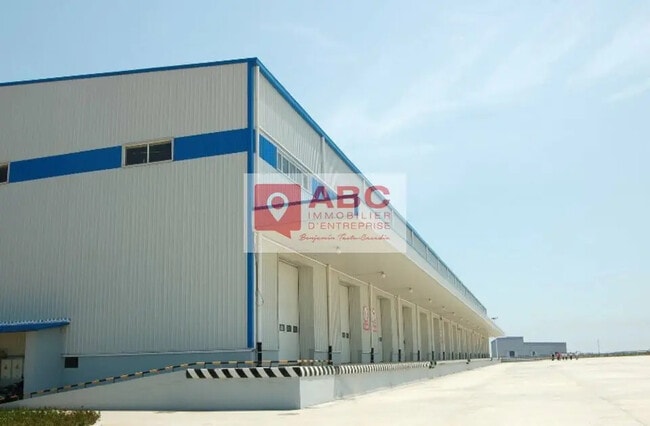 Plus de détails pour Local d’activités à vendre