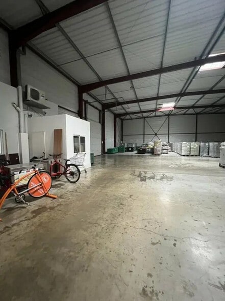 Industriel/Logistique dans Toulouse à louer - Photo intérieure – Image 2 sur 5