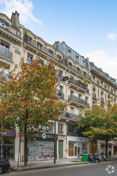 35 Rue De Turbigo, Paris à louer - Photo de l’immeuble – Image 2 sur 4