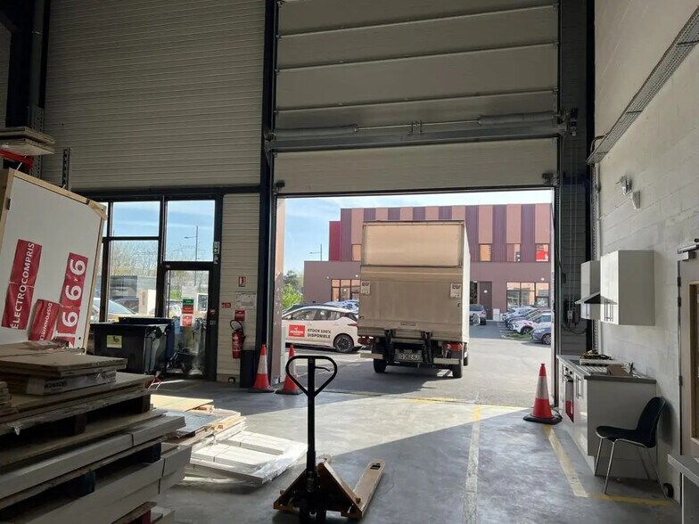Industriel/Logistique dans Tremblay-en-France à louer - Photo intérieure – Image 1 sur 10