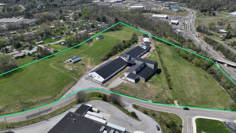 245 Alexis Dr, Bristol, VA à vendre - Photo de l’immeuble – Image 2 sur 3