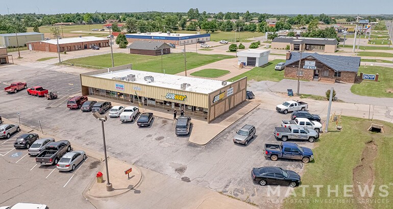 733 W Petree Rd, Anadarko, OK à vendre - Photo de l’immeuble – Image 2 sur 2