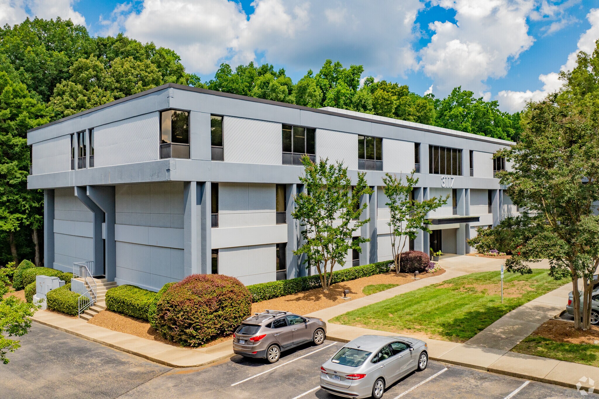 3117 Poplarwood Ct, Raleigh, NC à louer Photo principale– Image 1 sur 7