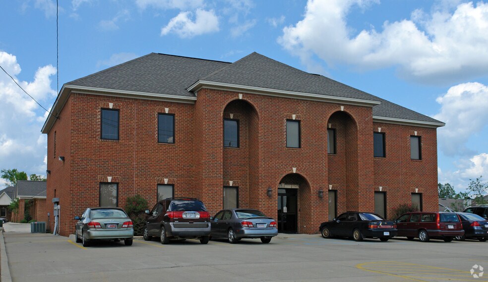 5295 Vaughn Rd, Montgomery, AL à louer - Photo de l’immeuble – Image 1 sur 6