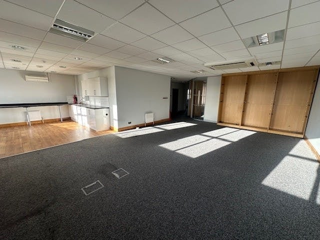 25-28 Herschel St, Slough à louer Photo intérieure– Image 1 sur 3