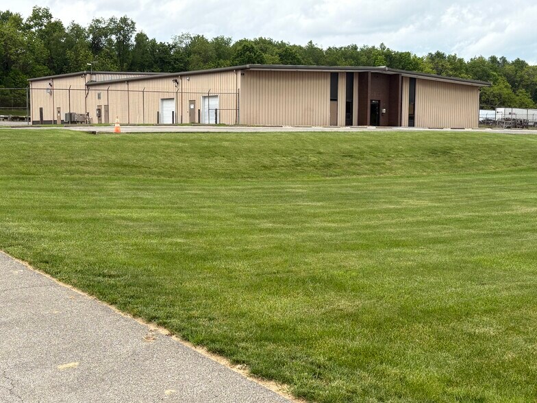 160 Unionville Rd, Butler, PA à louer - Photo de l’immeuble – Image 2 sur 15