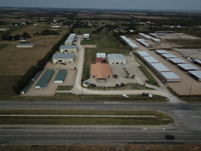 15060 US Highway 380 W, Krum, TX à vendre - Photo de l’immeuble – Image 3 sur 9