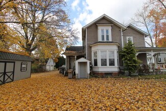 Plus de détails pour 65 W College St, Fredericktown, OH - Logement à vendre