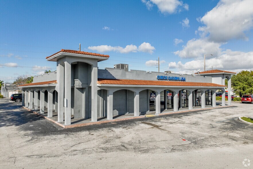 5906-5972 Pembroke Rd, Hollywood, FL à louer - Photo principale – Image 1 sur 8