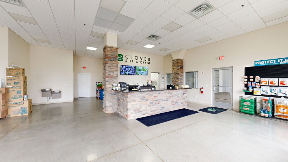 28900 Schoolcraft Rd, Livonia, MI à vendre - Numérisation 3D Matterport – Image 2 sur 19