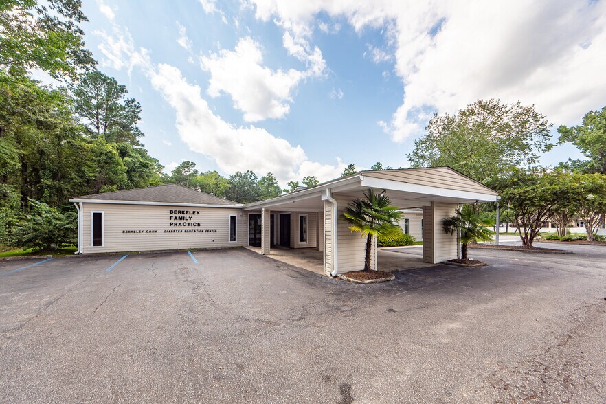 2061 Highway 52, Moncks Corner, SC à vendre - Photo principale – Image 1 sur 10