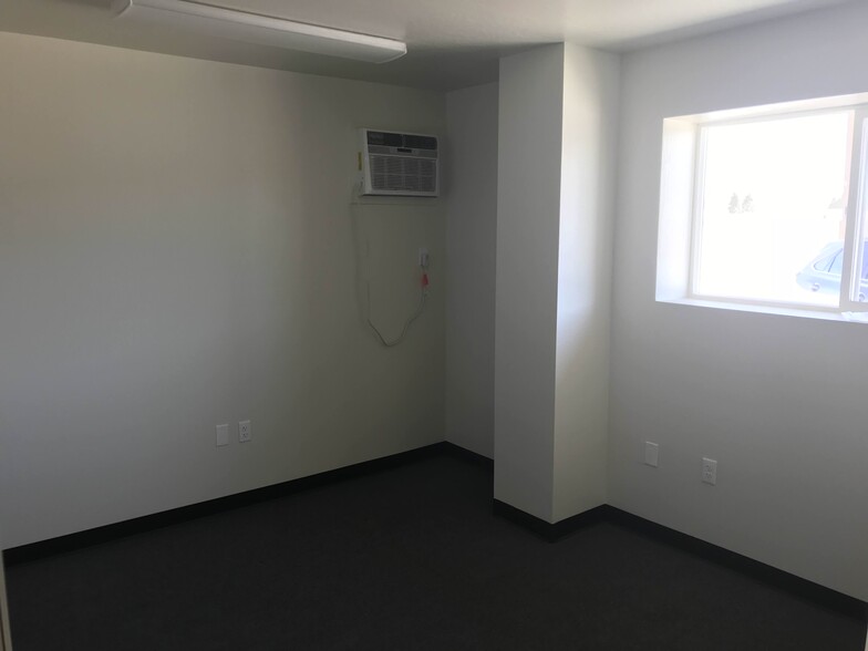 3137 Humphrey Ct, Turlock, CA à louer - Photo de l’immeuble – Image 2 sur 3