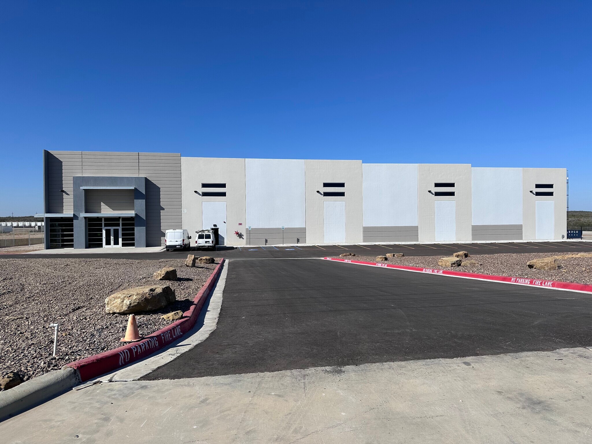 19926 Kraus Lp, Laredo, TX à louer Photo principale– Image 1 sur 42