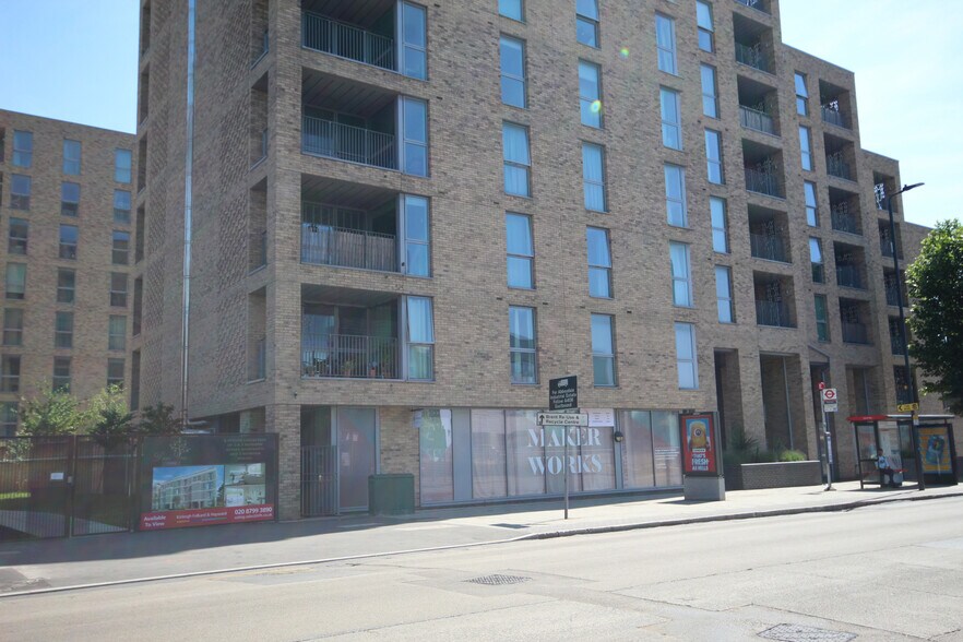 Ealing Rd, Wembley à louer - Photo de l’immeuble – Image 1 sur 3