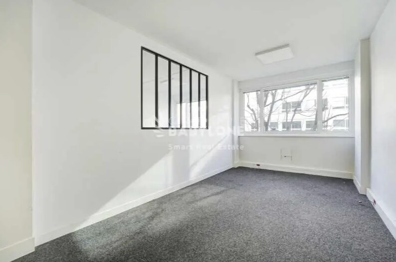 171 Ter Avenue Charles De Gaulle, Neuilly-Sur-Seine à louer Photo intérieure– Image 1 sur 6