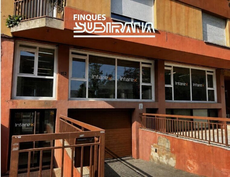 Immeuble residentiel dans Igualada, Barcelona à vendre - Photo de l’immeuble – Image 3 sur 3
