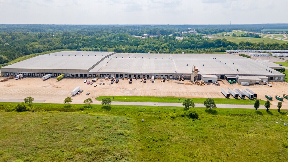 3301 Adams Farm Rd, Belden, MS à louer - Photo de l’immeuble – Image 2 sur 4