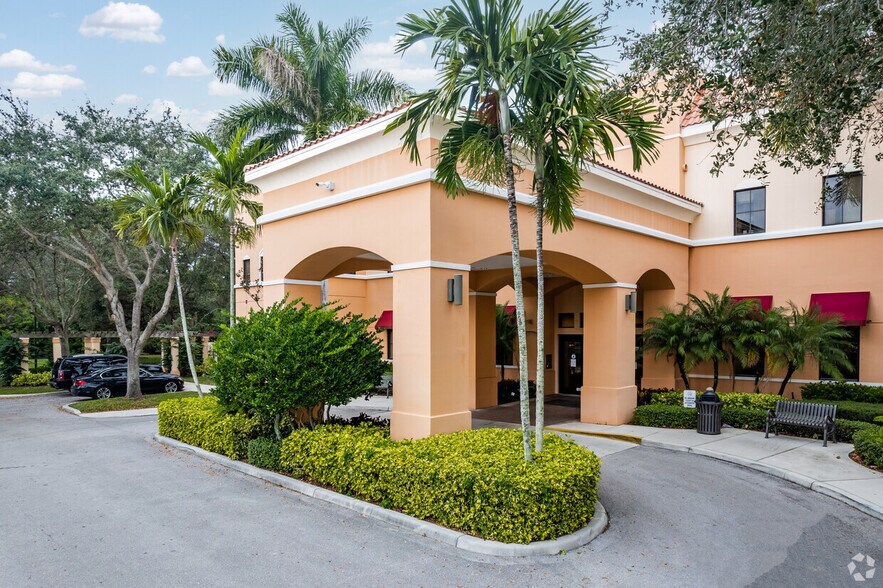 600 Heritage Dr, Jupiter, FL à louer - Photo de l’immeuble – Image 1 sur 17