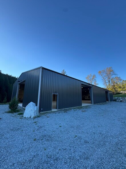 13403 Stave Lake rd, Mission, BC à louer - Photo de l’immeuble – Image 2 sur 9