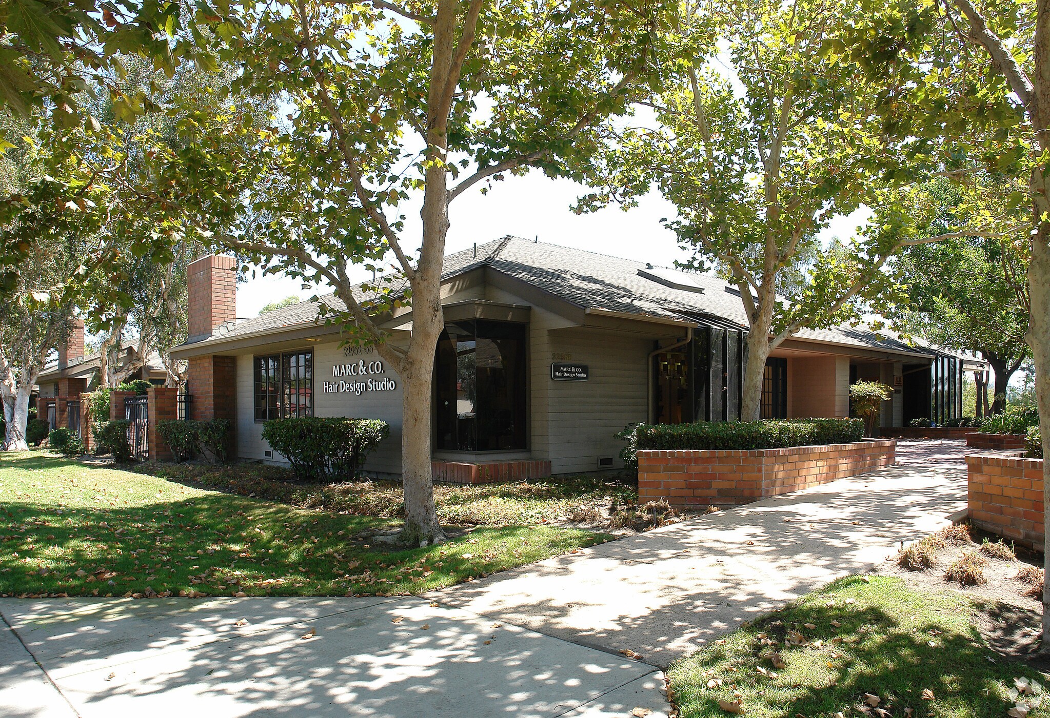 22952-22958 El Toro Rd, Lake Forest, CA à vendre Photo principale– Image 1 sur 5