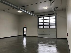 489 E 47th St, Garden City, ID à louer Photo de l’immeuble– Image 2 sur 4