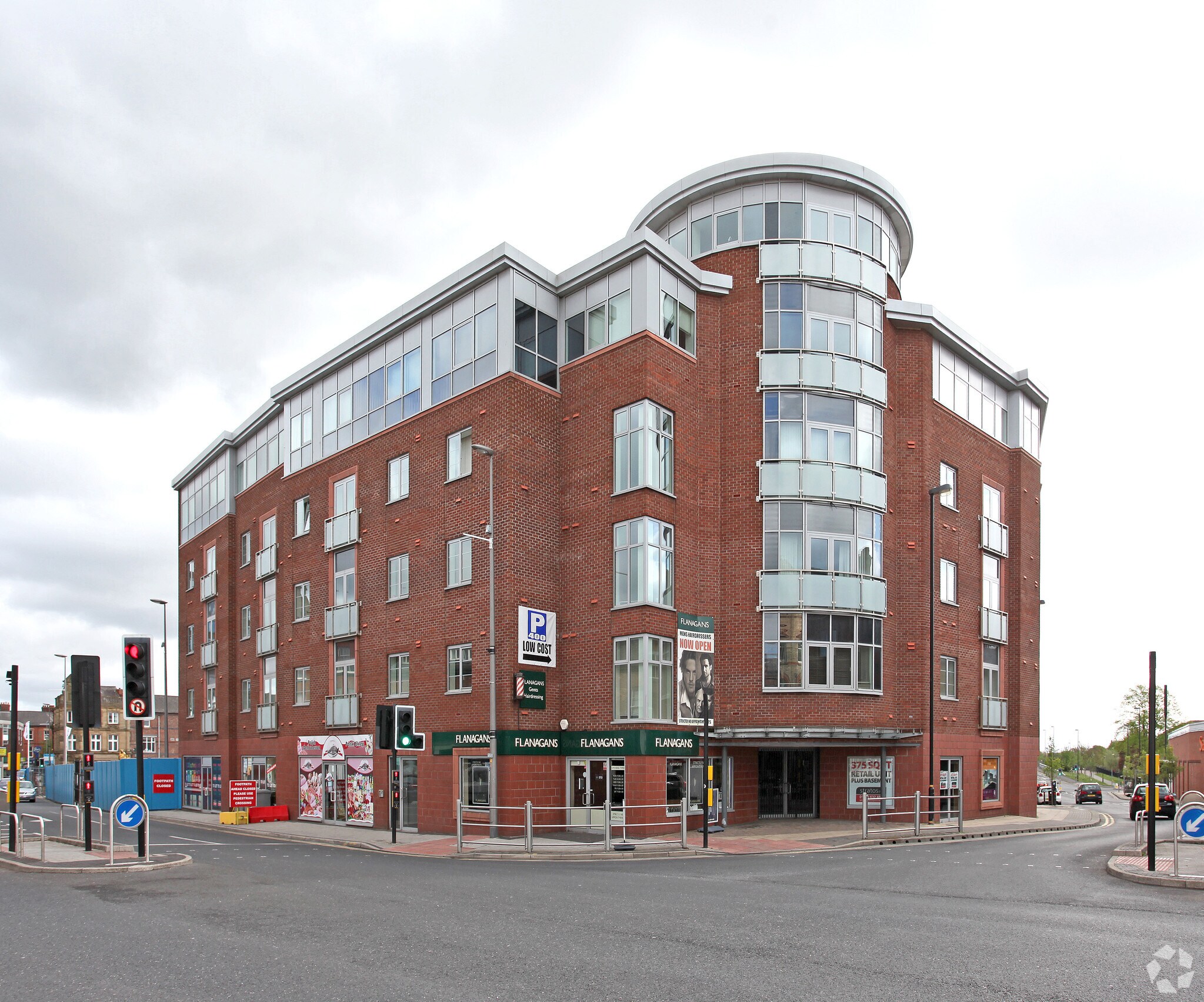 Lloyd St, Altrincham à louer Photo de l’immeuble– Image 1 sur 6