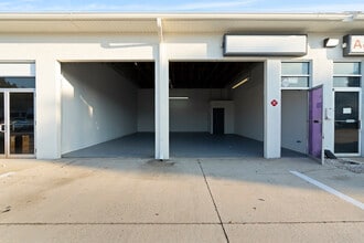 4590 Babcock St NE, Palm Bay, FL à louer Photo de l’immeuble– Image 1 sur 3