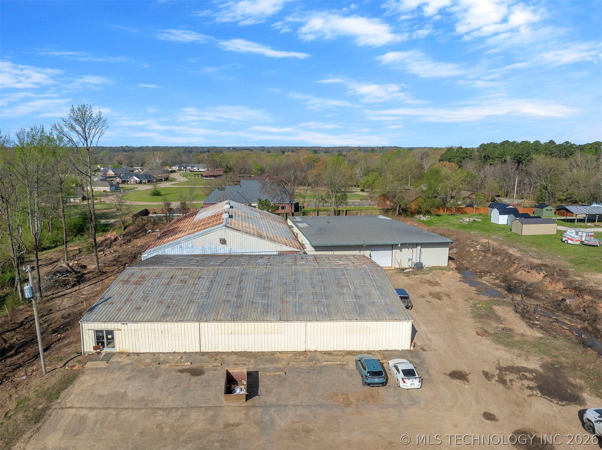 1506 S Park Dr, Broken Bow, OK à vendre Photo principale– Image 1 sur 4