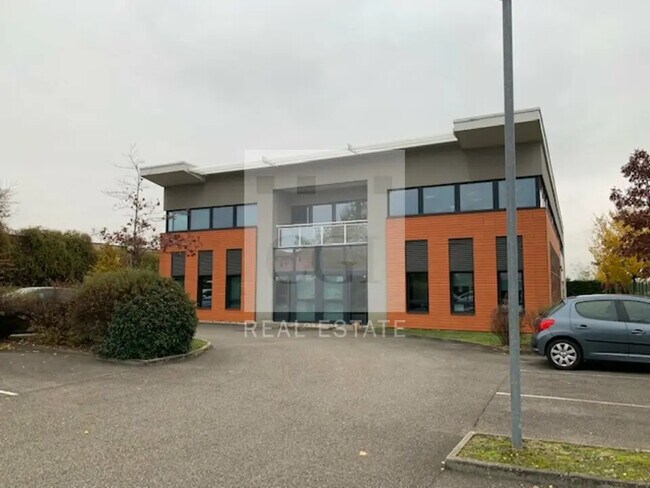 Plus de détails pour Bureau à vendre