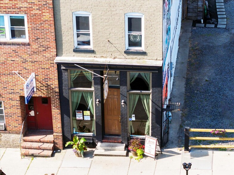 115 Sunbury St, Minersville, PA à vendre - Photo principale – Image 1 sur 26