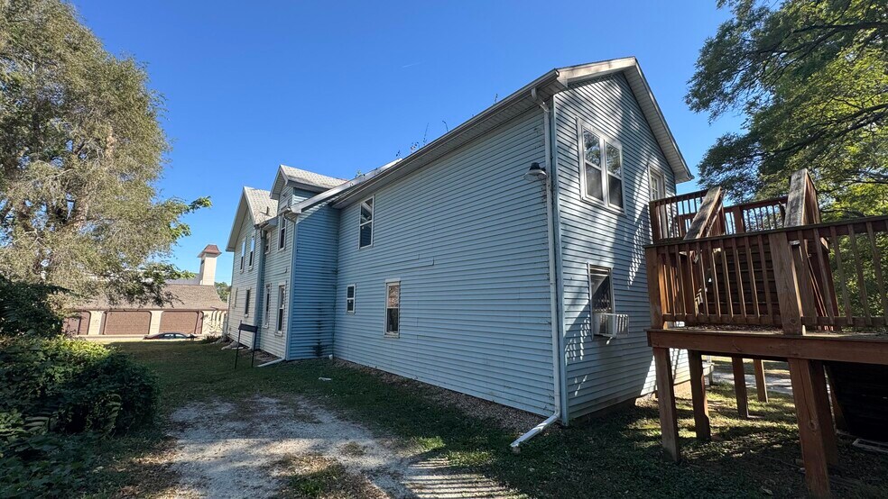 260 N Broad St, Galesburg, IL à vendre - Photo de l’immeuble – Image 3 sur 3