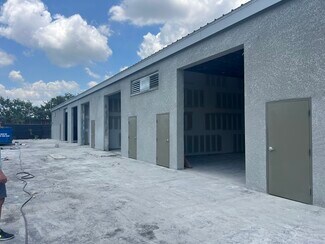 Plus de détails pour 5619 8th St W, Lehigh Acres, FL - Industriel/Logistique à louer