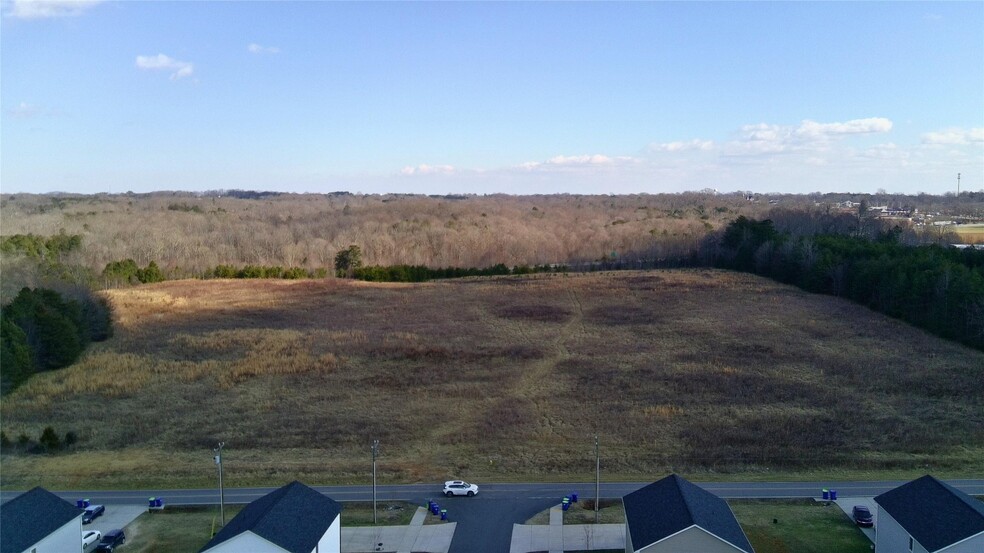 00 Roper Dr, Lincolnton, NC à vendre - Photo de l’immeuble – Image 3 sur 10