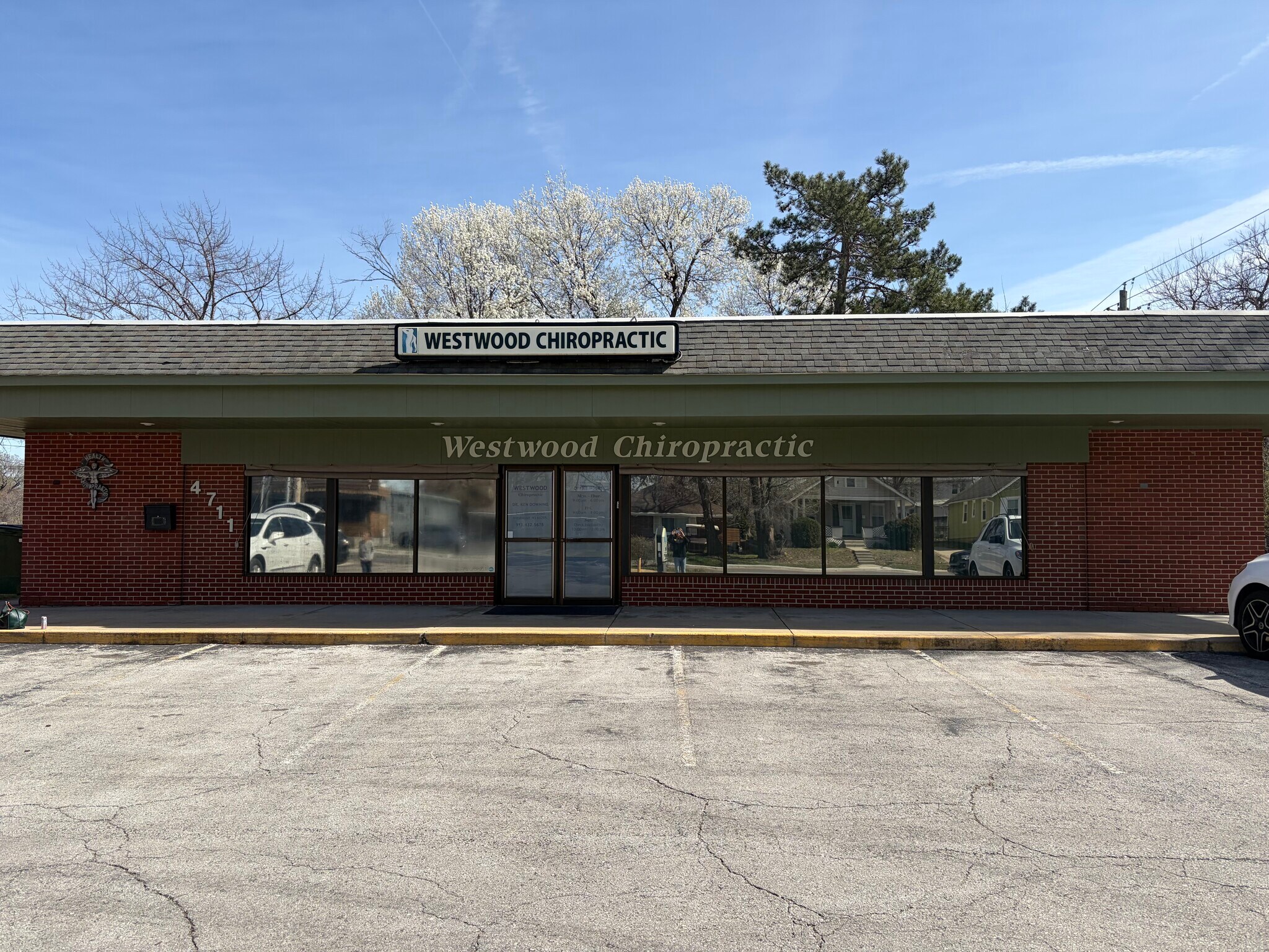 4711 Mission Rd, Mission, KS à vendre Photo principale– Image 1 sur 13