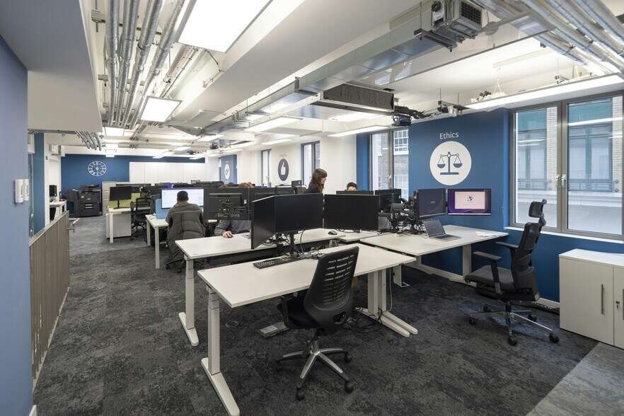 13-15 John Adam St, Londres à louer - Photo de l’immeuble – Image 3 sur 31