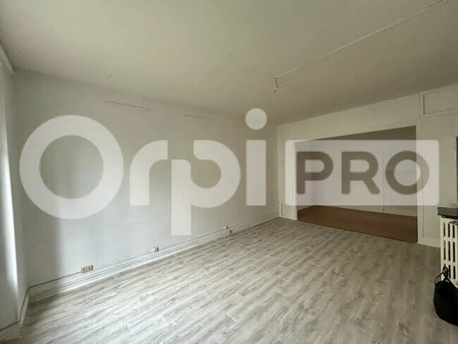 Plus de détails pour Bureau à vendre