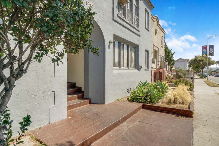 1916 Crenshaw Blvd, Los Angeles, CA à vendre - Photo de l’immeuble – Image 3 sur 24
