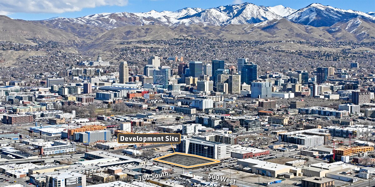 679 500 w, Salt Lake City, UT à vendre Photo principale– Image 1 sur 2