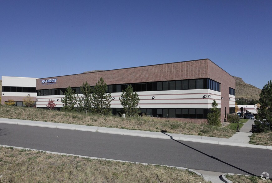 110 N Rubey Dr, Golden, CO à louer - Photo de l’immeuble – Image 2 sur 6