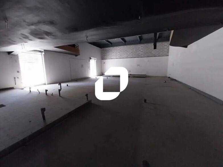 Local commercial dans Montpellier à vendre - Photo de l’immeuble – Image 3 sur 14