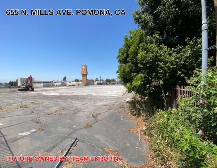 655 N Mills Ave, Pomona, CA à vendre - Photo de l’immeuble – Image 2 sur 9