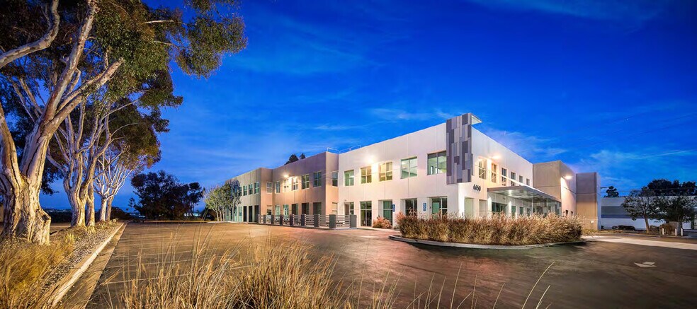 6650 Nancy Ridge Dr, San Diego, CA à vendre - Photo de l’immeuble – Image 2 sur 8