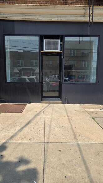 1055 Avenue C, Bayonne, NJ à louer - Photo intérieure – Image 3 sur 3